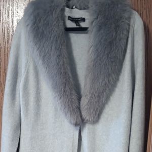 WOMEN'S LONG SWEATTER WITH FLUFFY COLLAR SIZE L